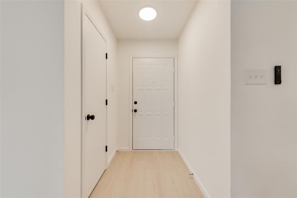 3021 Meadowmoor Street, Fort Worth, TX 76133