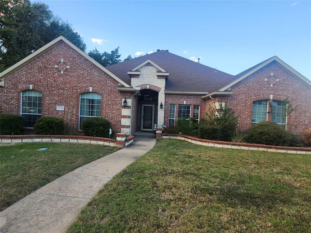 1721 Wylie Creek Drive, DeSoto, TX 75115