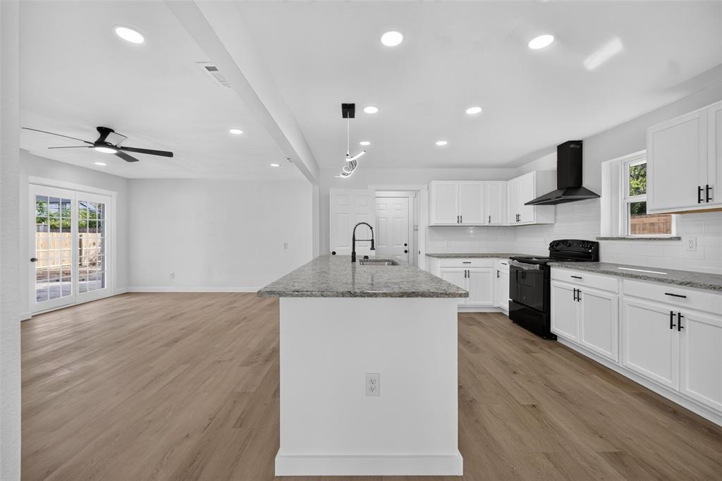 8350 CADENZA Lane, Dallas, TX 75228