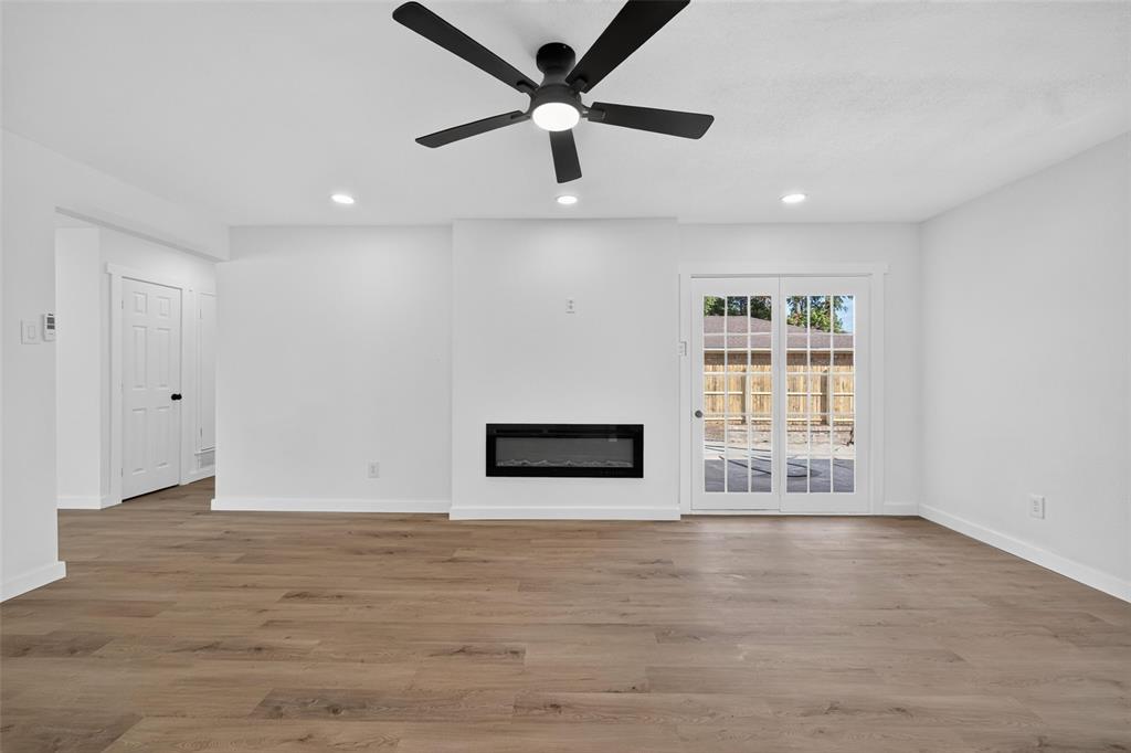 8350 CADENZA Lane, Dallas, TX 75228