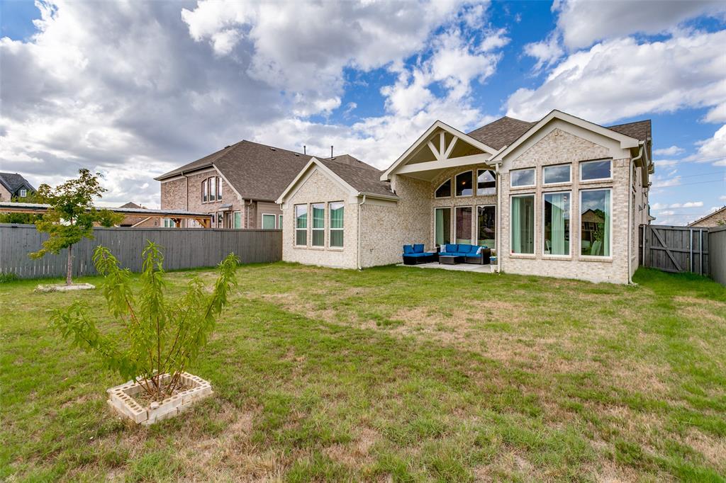 7334 Golden Daisy Avenue, Venus, TX 76084