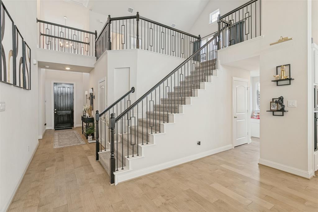 7334 Golden Daisy Avenue, Venus, TX 76084