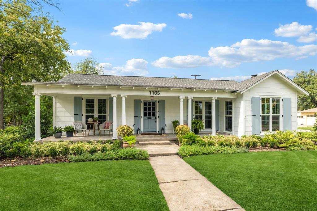 1935 Cottage in the heart of historic downtown McKinney! 1935 Cottage in the heart of historic downtown McKinney!