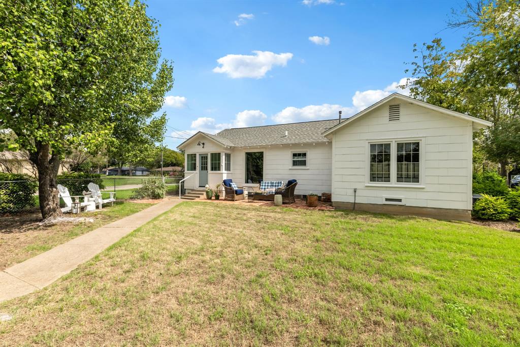 1105 N Waddill Street, McKinney, TX 75069