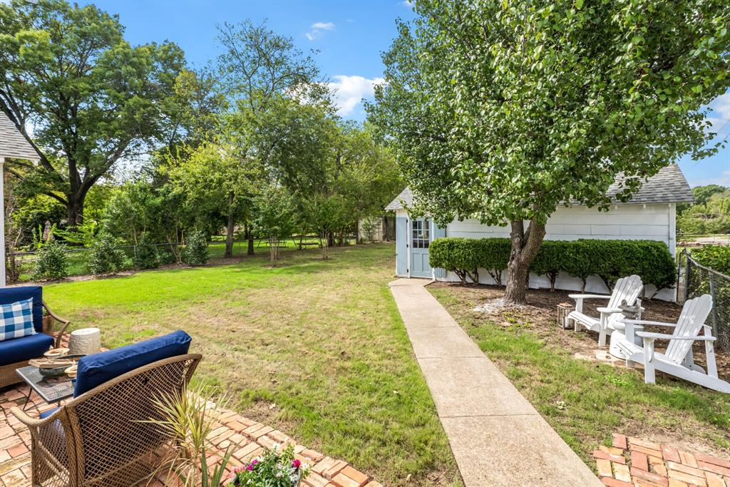 1105 N Waddill Street, McKinney, TX 75069
