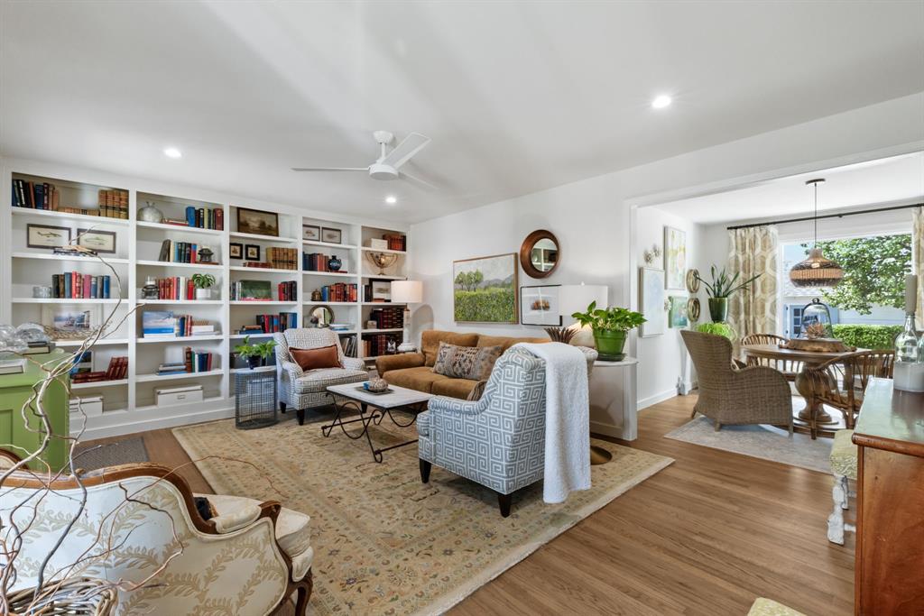Lovely custom built in shelving, wood flooring, spacious open feel! Lovely custom built in shelving, wood flooring, spacious open feel!