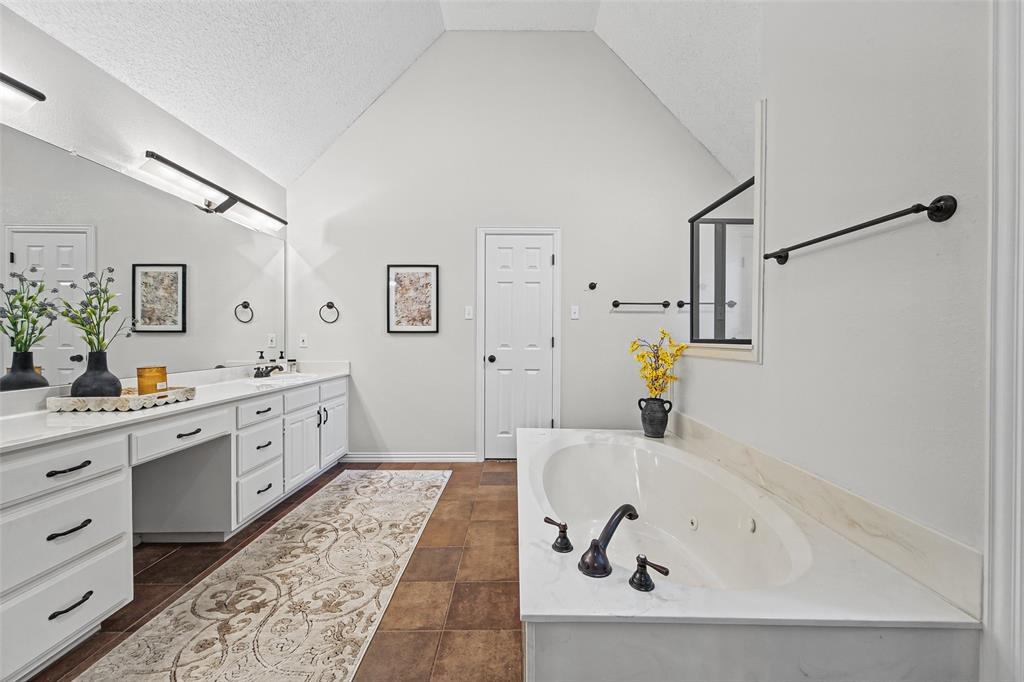 3406 Forestway Court, Arlington, TX 76001