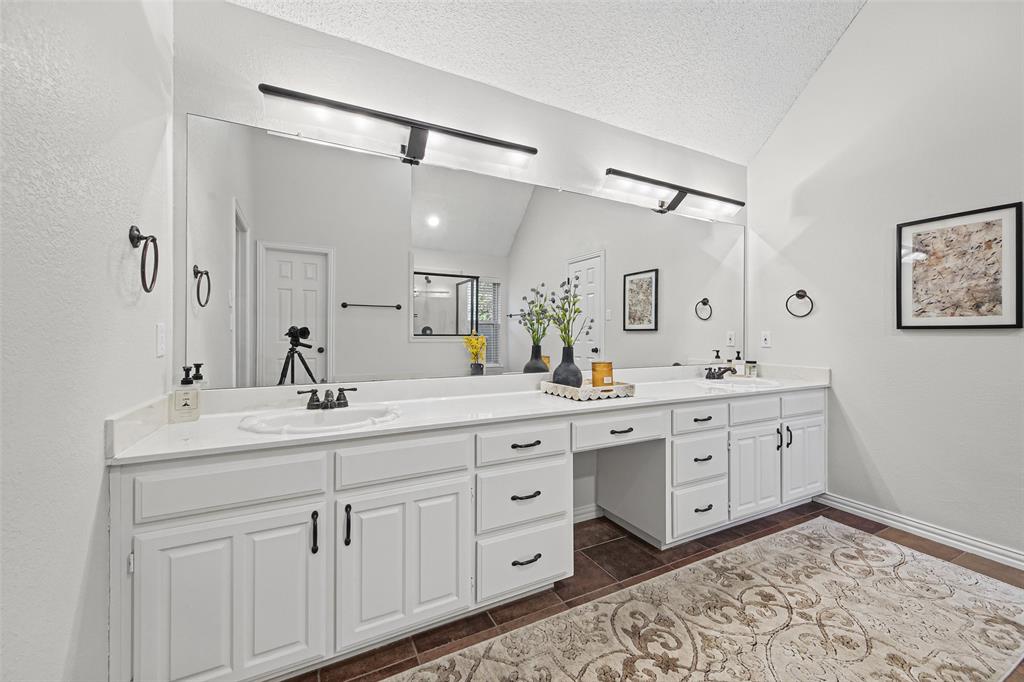 3406 Forestway Court, Arlington, TX 76001
