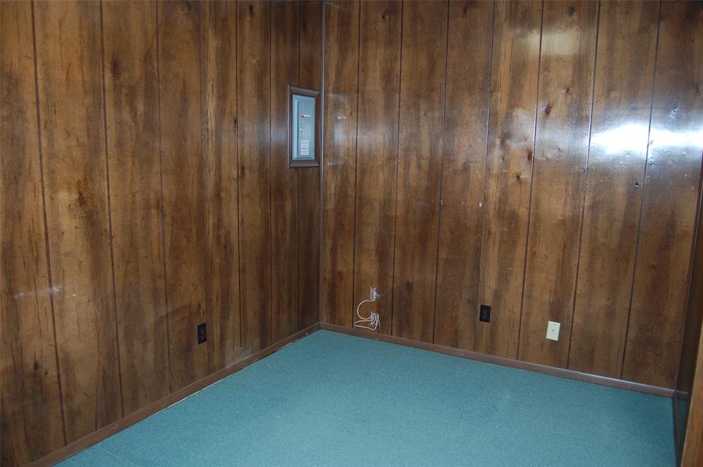 1714 State Highway 16 S, Graham, TX 76450