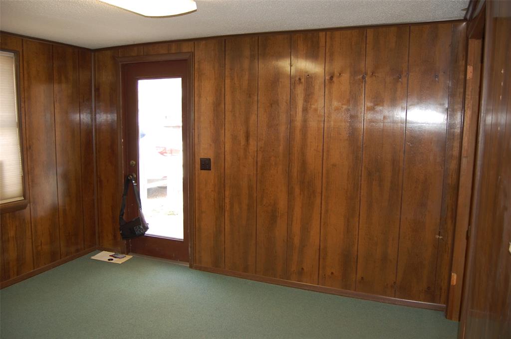 1714 State Highway 16 S, Graham, TX 76450