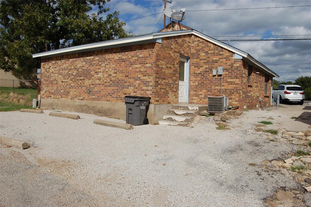 1714 State Highway 16 S, Graham, TX 76450