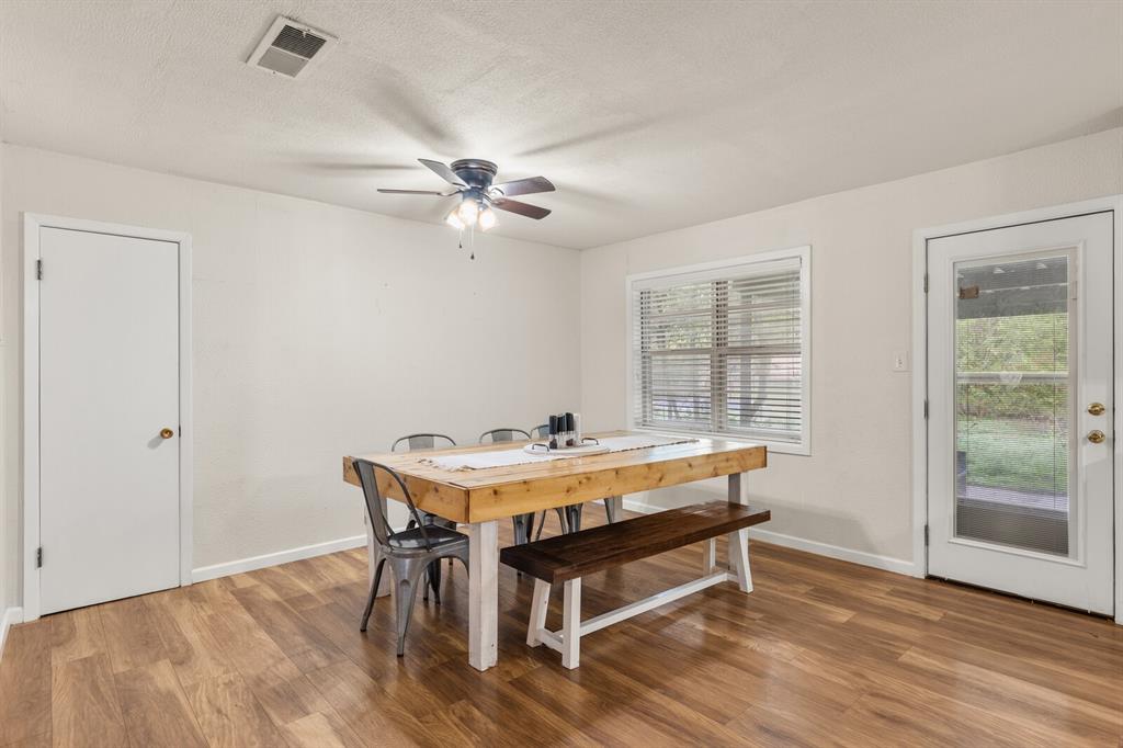 703 W Elizabeth Drive, Robinson, TX 76706
