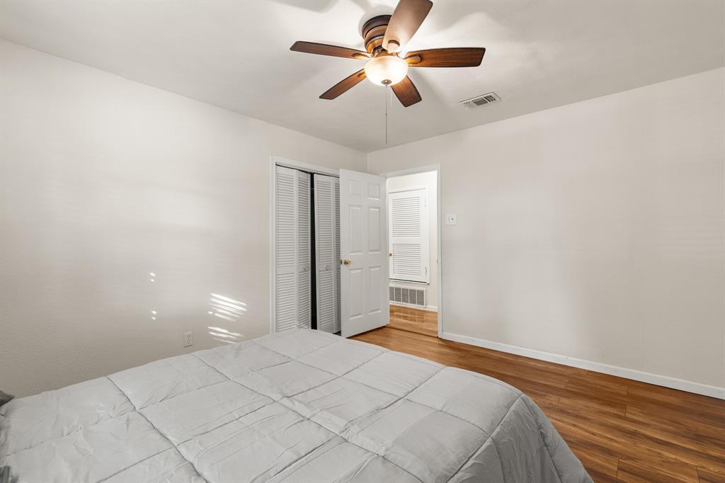 703 W Elizabeth Drive, Robinson, TX 76706