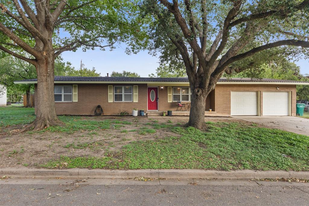 703 W Elizabeth Drive, Robinson, TX 76706 703 W Elizabeth Drive, Robinson, TX 76706