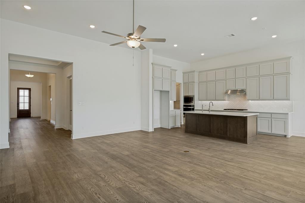 132 Cottonwood Court, Murphy, TX 75094