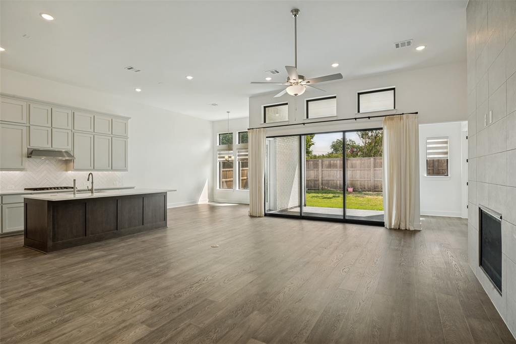 132 Cottonwood Court, Murphy, TX 75094
