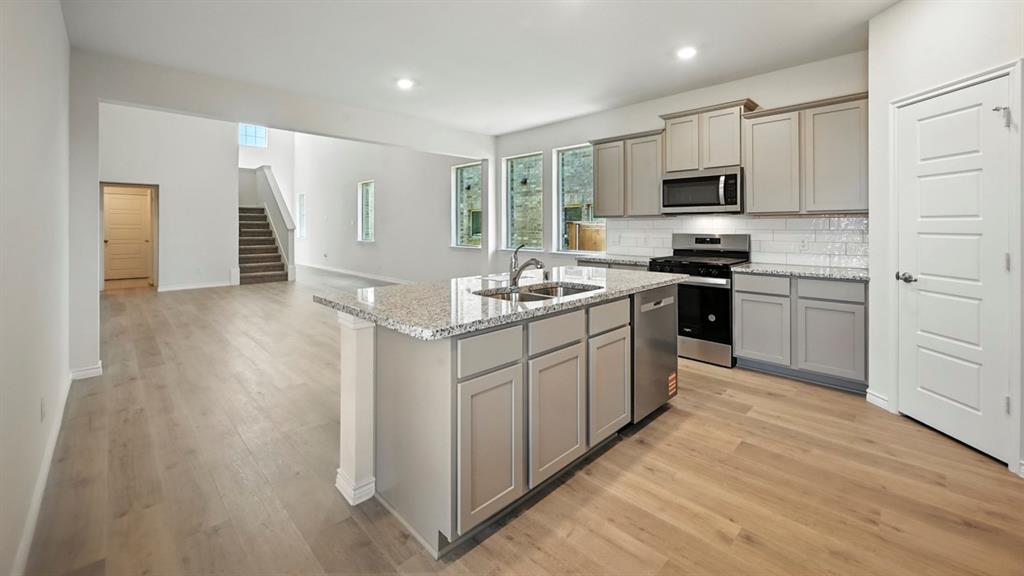 1307 Wolfcity Drive, Princeton, TX 75407