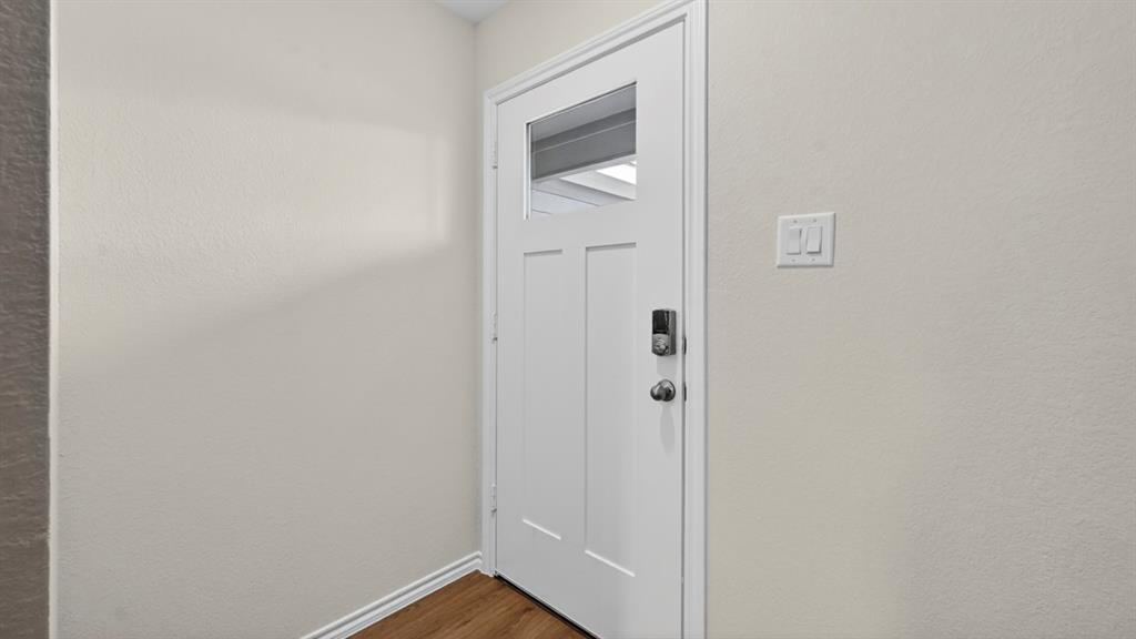 1611 Somerville Drive, Blue Ridge, TX 75424