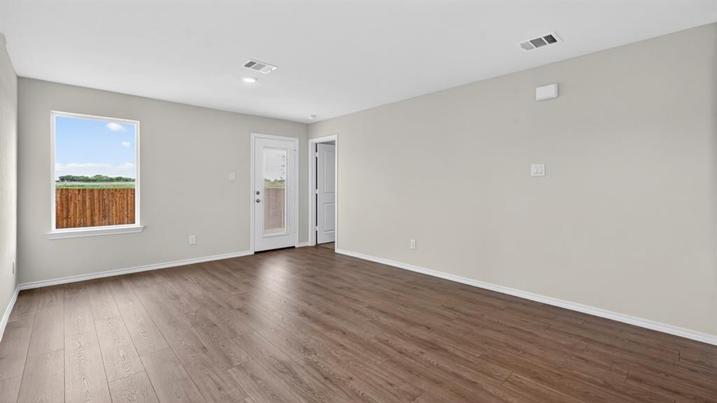 1611 Somerville Drive, Blue Ridge, TX 75424