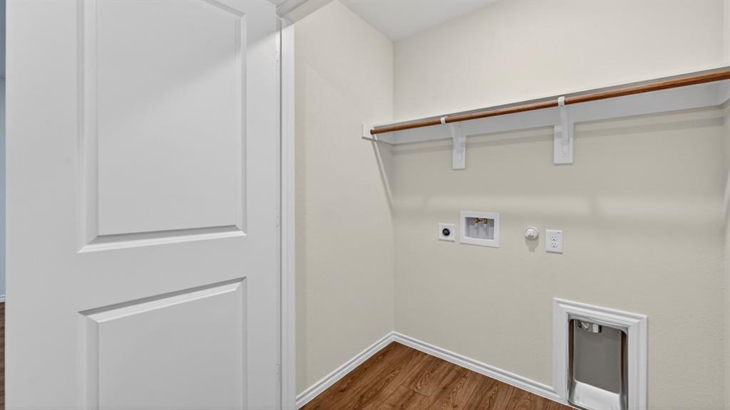 1611 Somerville Drive, Blue Ridge, TX 75424