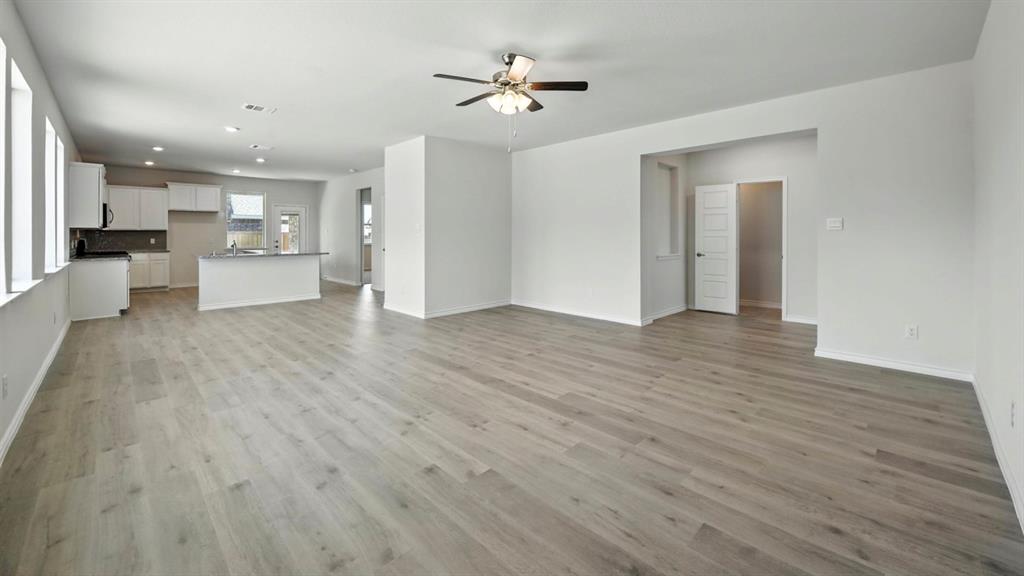 1214 Wolfcity Drive, Princeton, TX 75407