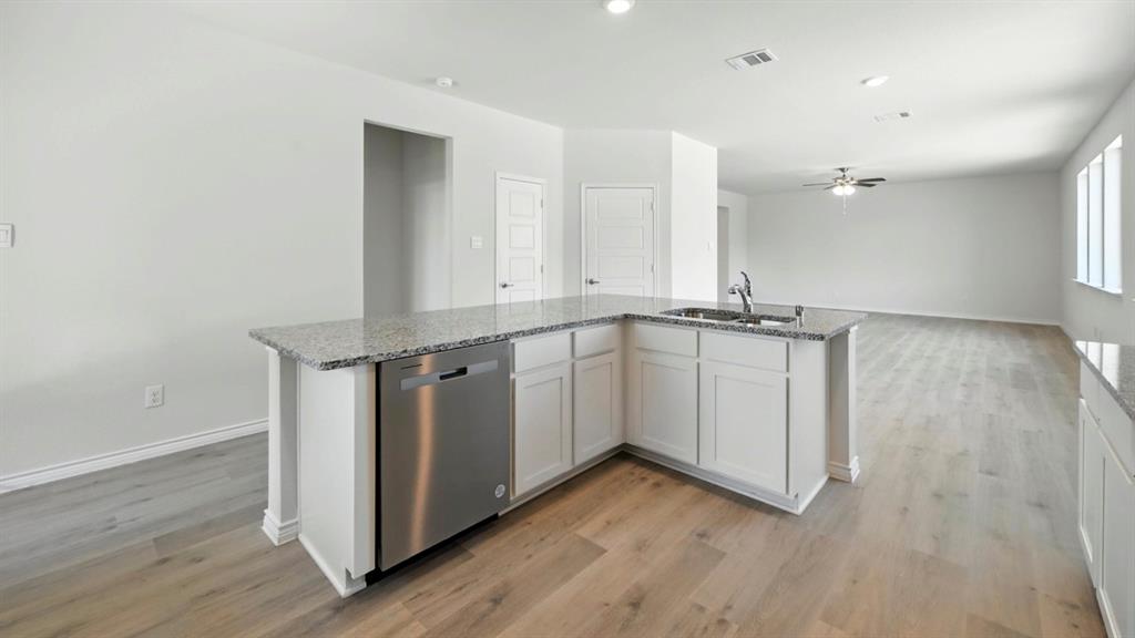1214 Wolfcity Drive, Princeton, TX 75407