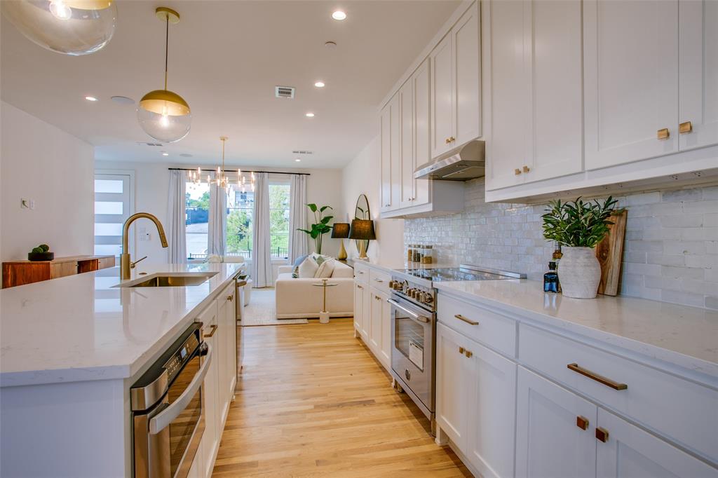 7207 Gaston Avenue, #1404, Dallas, TX 75206