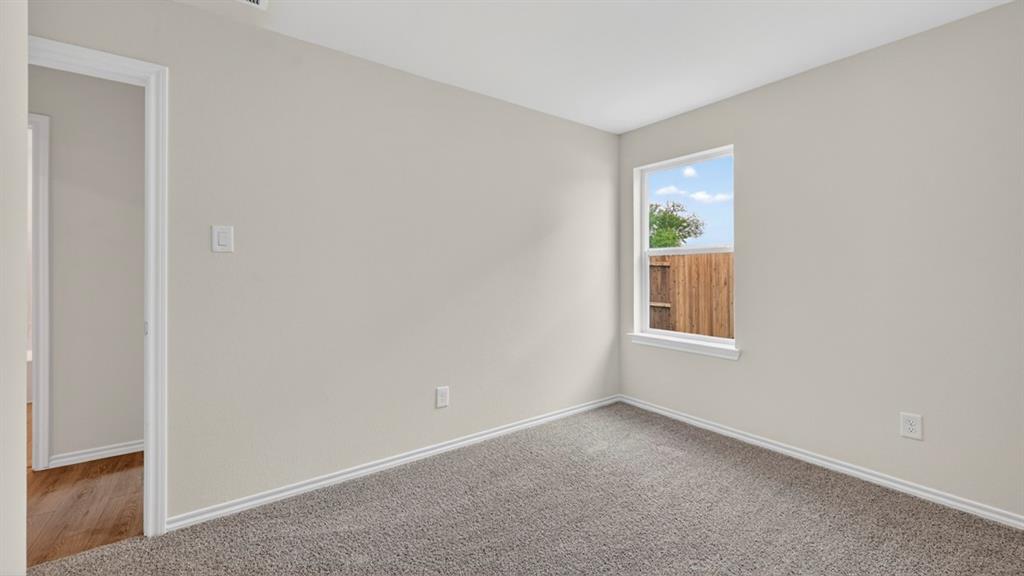 1607 Somerville Drive, Blue Ridge, TX 75424