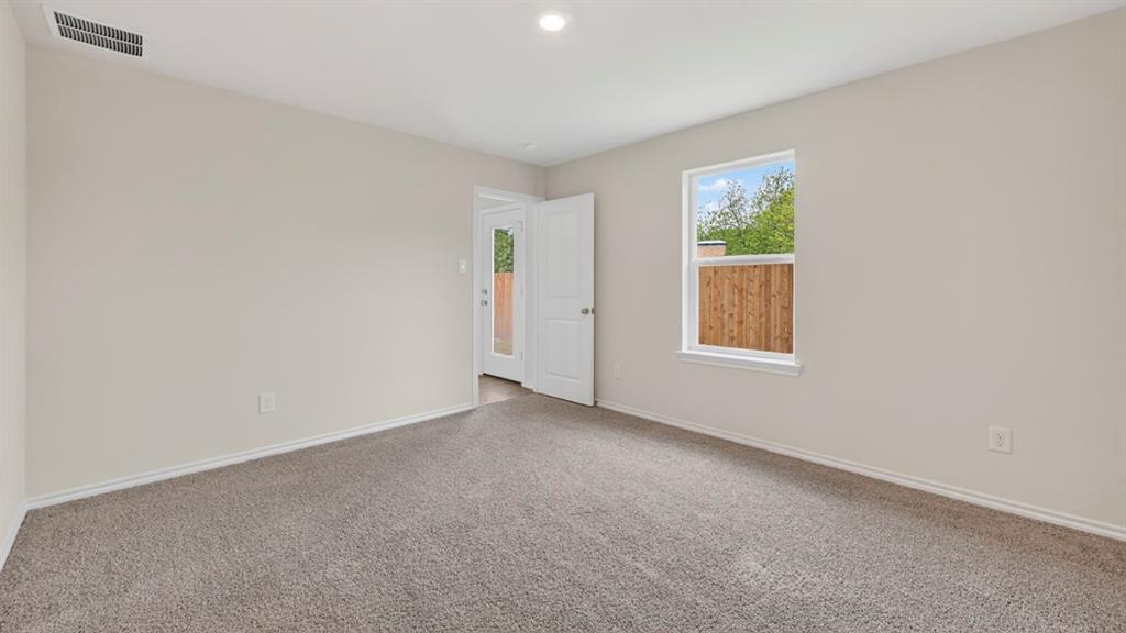 1607 Somerville Drive, Blue Ridge, TX 75424