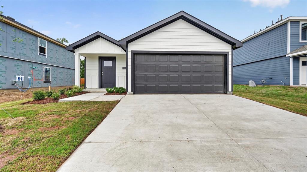 1607 Somerville Drive, Blue Ridge, TX 75424
