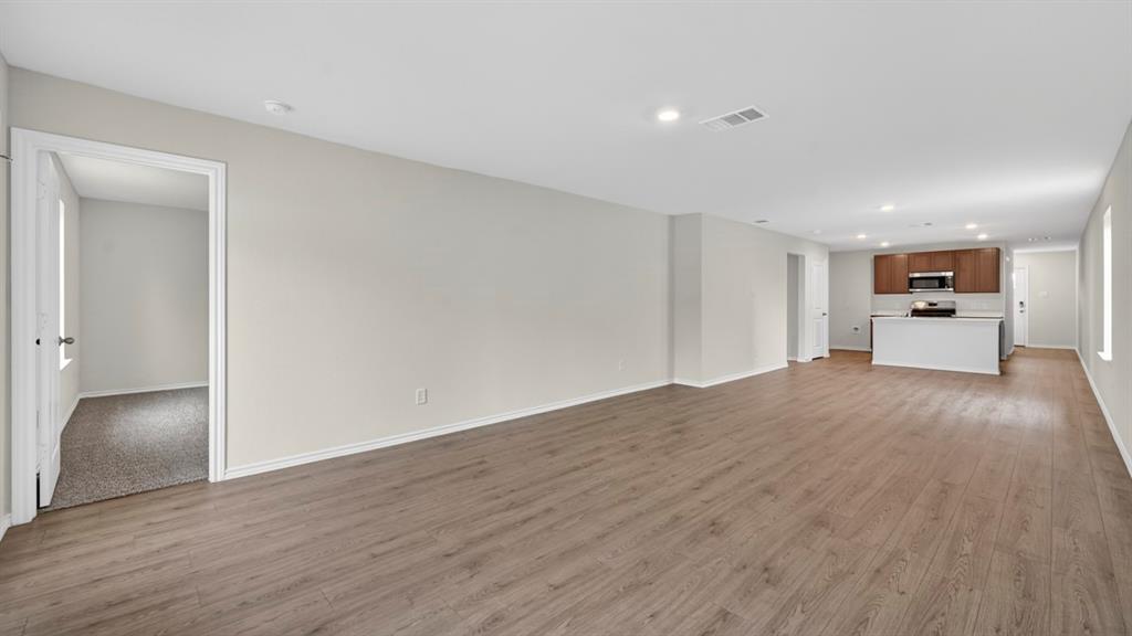 1607 Somerville Drive, Blue Ridge, TX 75424