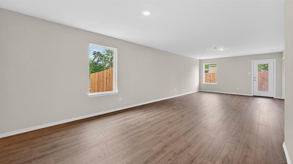 1607 Somerville Drive, Blue Ridge, TX 75424