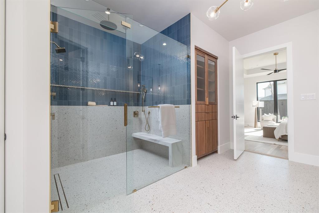 3950 Rochelle Drive, Dallas, TX 75220