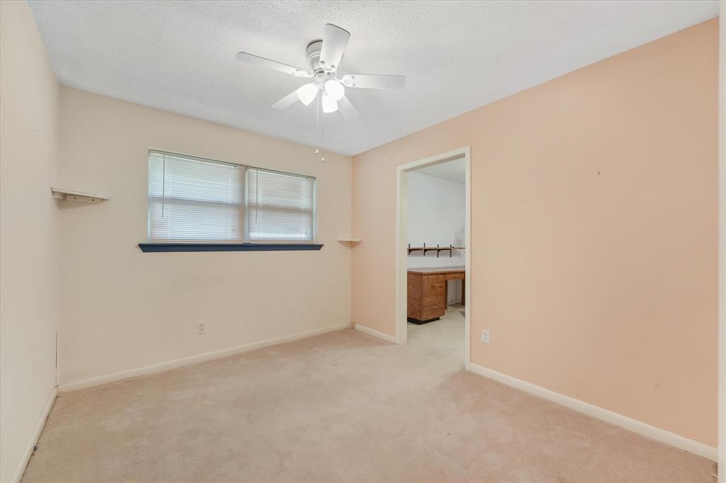 Bedroom/ Flex space