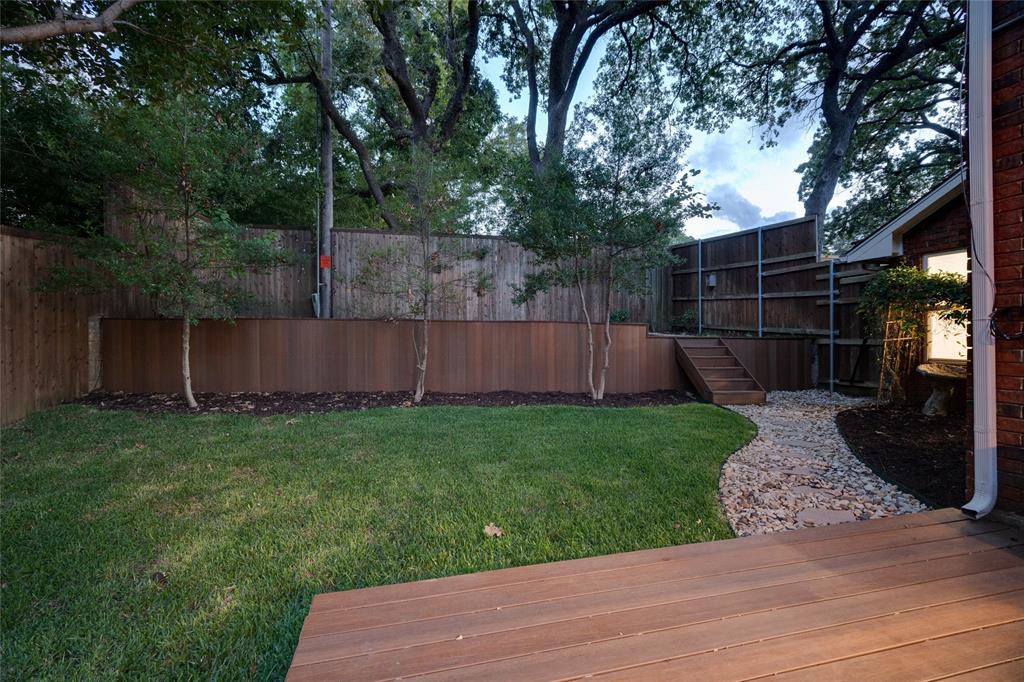 1704 Overlook Drive, Grapevine, TX 76051