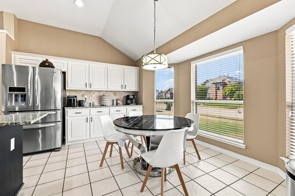 335 Linhurst Drive, Murphy, TX 75094