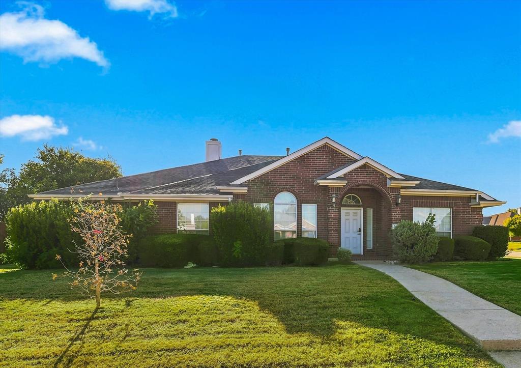 335 Linhurst Drive, Murphy, TX 75094 335 Linhurst Drive, Murphy, TX 75094