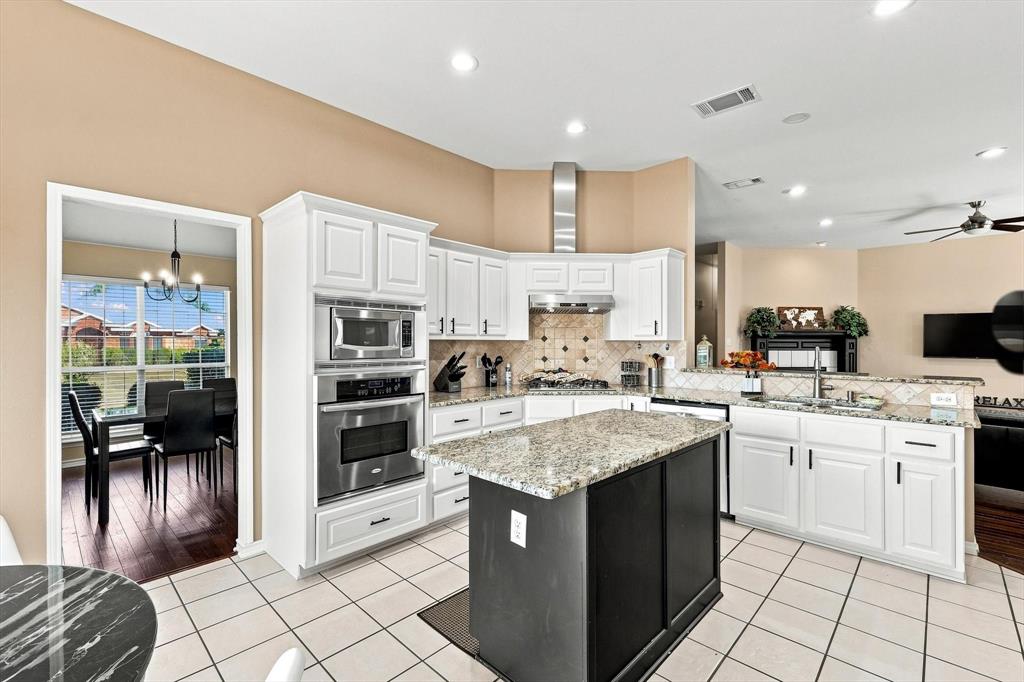 335 Linhurst Drive, Murphy, TX 75094