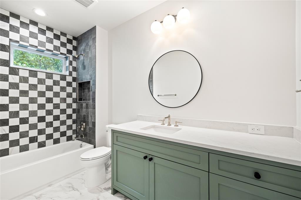 8730 Rexford Drive, Dallas, TX 75209