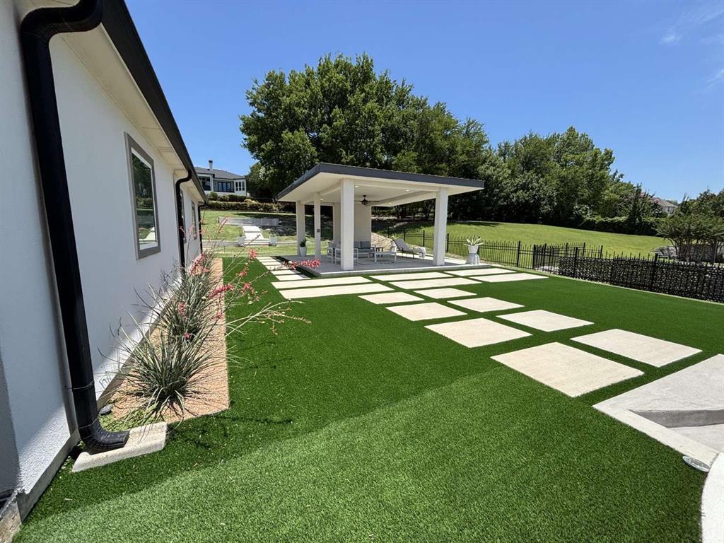 2309 Lafayette Drive, Heath, TX 75032