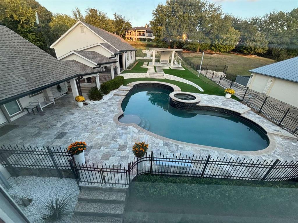 2309 Lafayette Drive, Heath, TX 75032