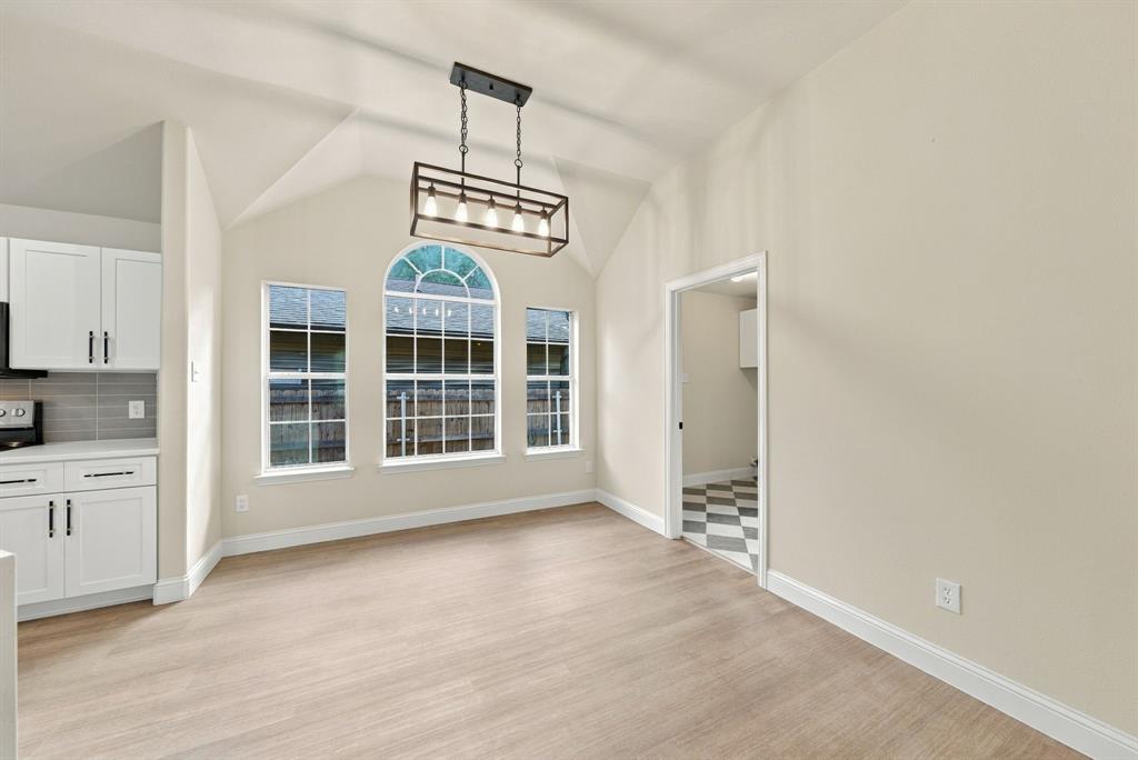 1005 W White Avenue, McKinney, TX 75069