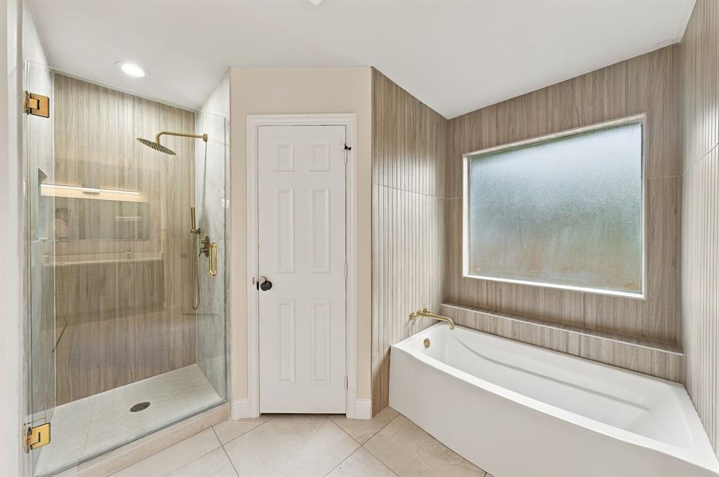 1005 W White Avenue, McKinney, TX 75069