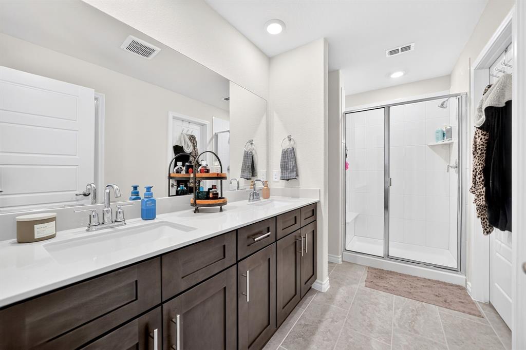 2020 Hearn Drive, Royse City, TX 75189