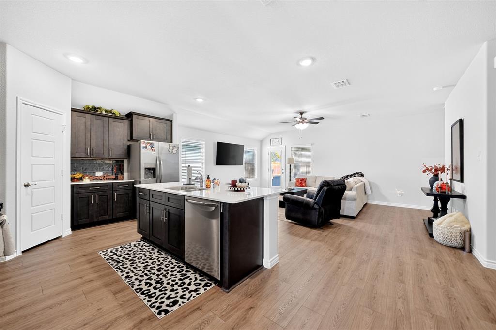 2020 Hearn Drive, Royse City, TX 75189