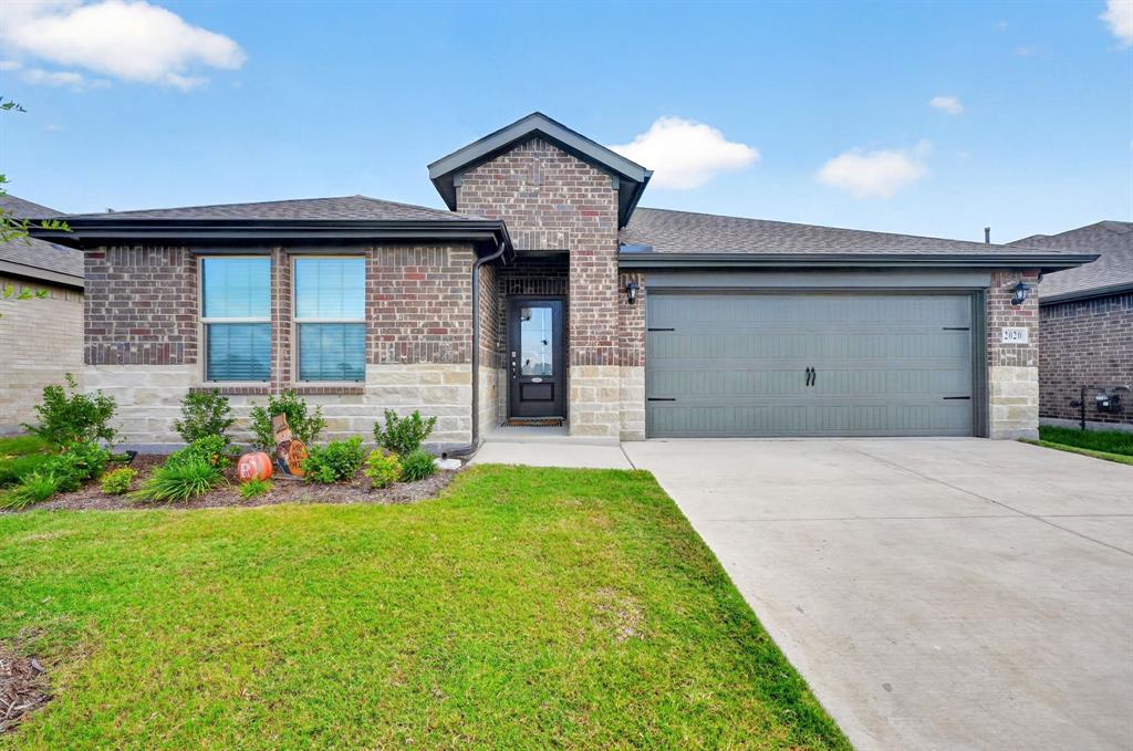 2020 Hearn Drive, Royse City, TX 75189