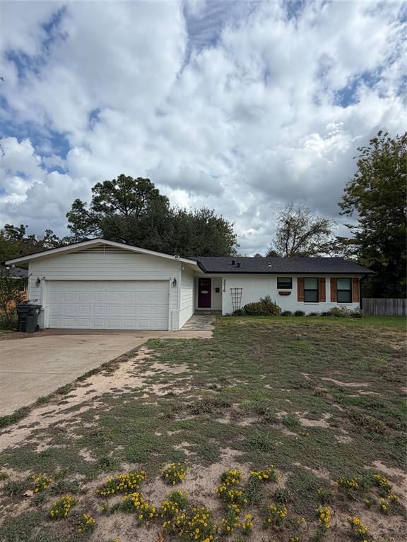 2216 Crestwood Drive, Tyler, TX 75701