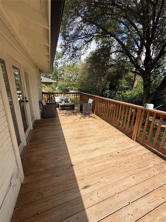 2216 Crestwood Drive, Tyler, TX 75701