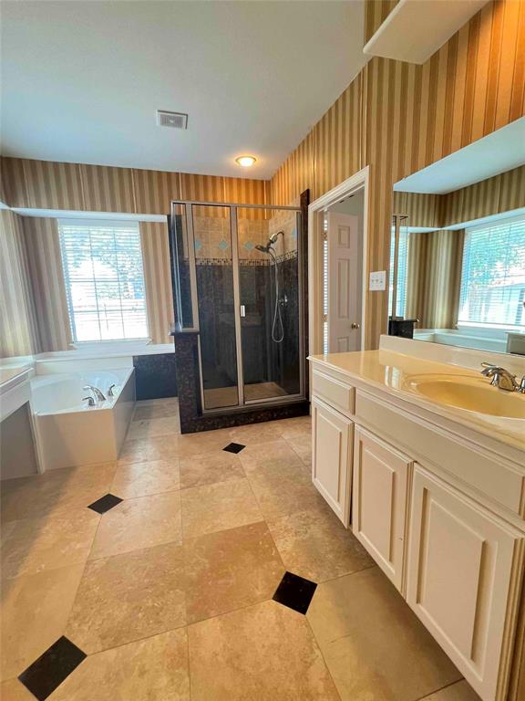 4203 Iron Lane, Mansfield, TX 76063