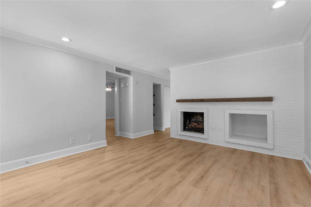 5928 Sandhurst Lane, #127, Dallas, TX 75206 5928 Sandhurst Lane, #127, Dallas, TX 75206